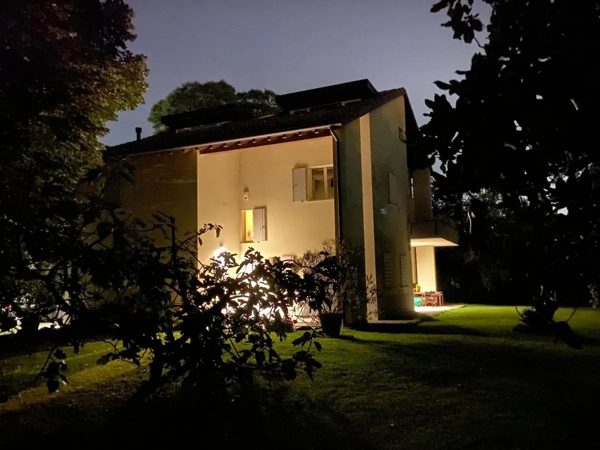 Acero Giallo Bed & Breakfast Parma