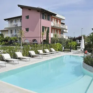 Acqua Aparthotel Sirmione